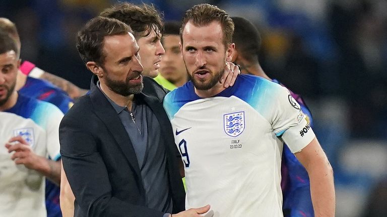 Gareth Southgate congratulates Harry Kane after breaking England&#39;s goal scoring record