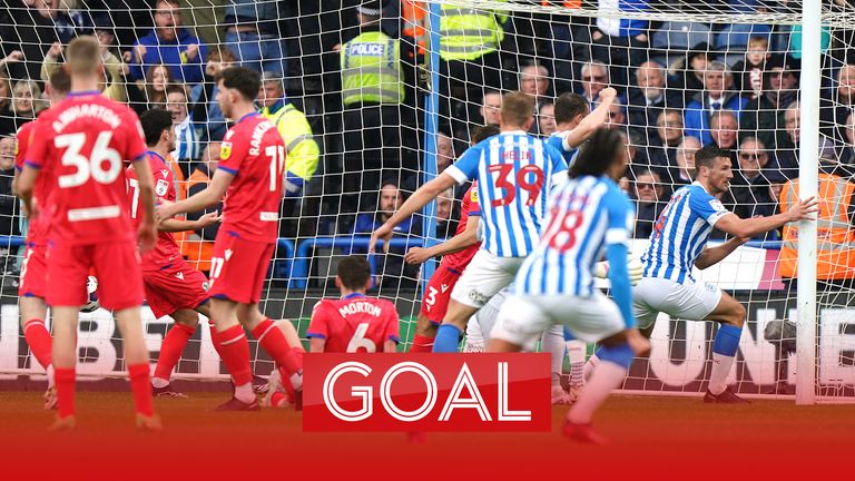 Blackburn struggle to clear their lines from Jack Rudoni&#39;s corner and Matty Pearson leaps above a crowd to head the ball home. 