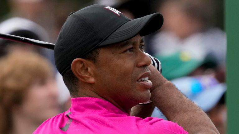 Tiger Woods rolled back the years and delighted the Augusta patrons with a one-under 71 during the opening round of the 2022 contest