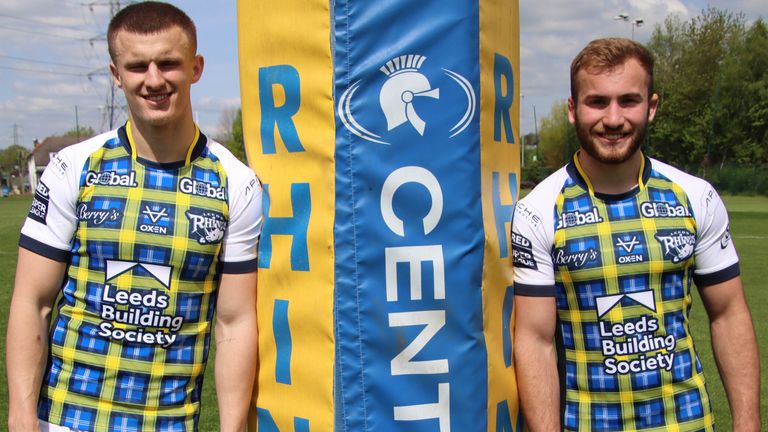 Leeds are paying tribute to former Newcastle Falcons rugby union player Doddie Weir at Magic Weekend