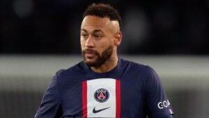 Read more about the article Neymar: Manchester United one of a number of clubs who have been offered PSG forward this summer | Football News