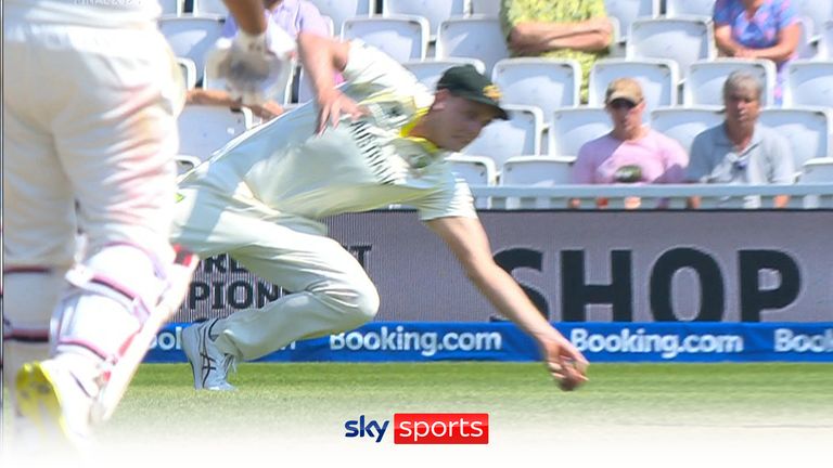 Cameron Green one handed catch but did it carry?