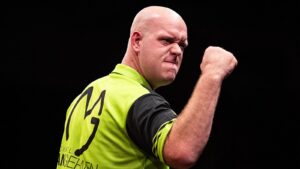 Read more about the article PDC European Championship Darts: Michael van Gerwen survives scare as Ricardo Pietreczko strikes again | Darts News