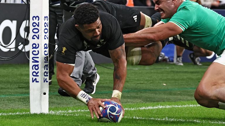 Ardie Savea's try in the corner came at a crucial time for the All Blacks, just after Ireland had hit back 