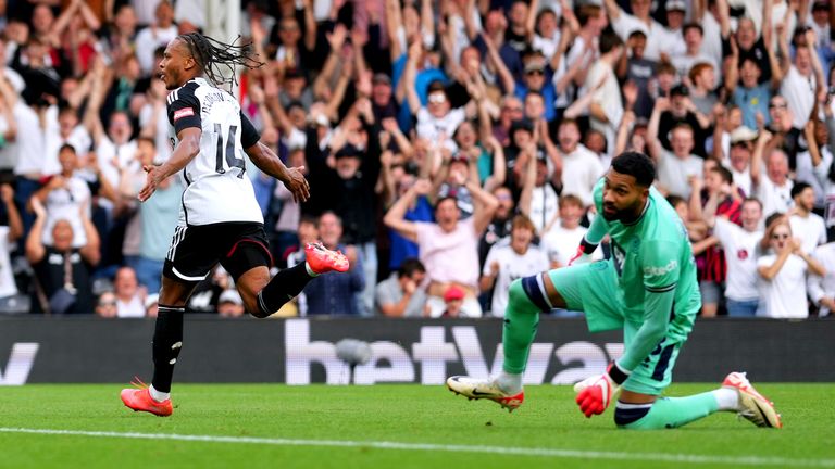 Fulham&#39;s Bobby De Cordova-Reid (left) celebrates scoring their side&#39;s first goal of the game