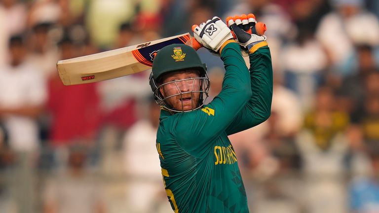 South Africa&#39;s Heinrich Klaasen continued to impress with the bat as he reached a 34-ball half-century