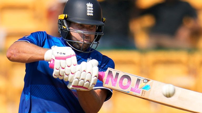 England&#39;s Dawid Malan hits a boundary during the ICC Men&#39;s Cricket World Cup match between England and Sri Lanka in Bengaluru, India, Thursday, Oct. 26, 2023. (AP Photo/Aijaz Rahi)