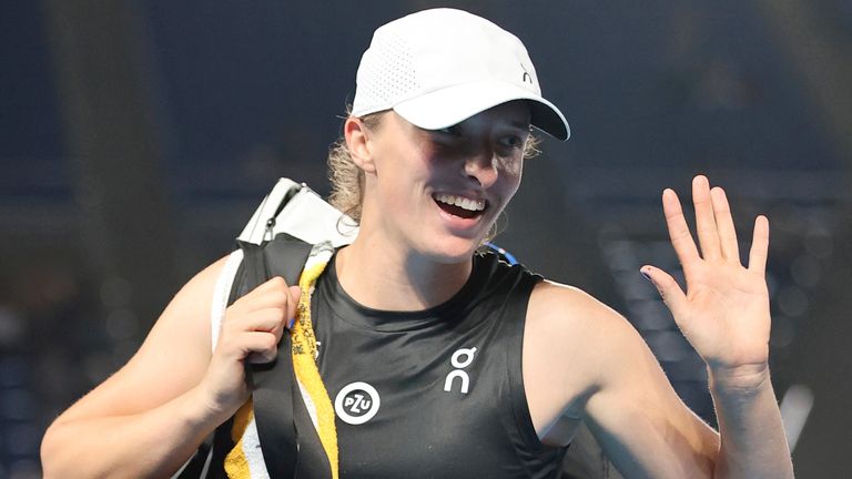 Iga Swiatek of Poland responds to spectators after defeating Japan&#39;s Mai Hontama of Japan during the singles round of 16 match of the Toray Pan Pacific Open Tennis at Ariake Coliseum and Ariake Tennis Forest Park in Koto Ward, Tokyo on Sept. 27, 2023. Swiatek beat Hontama 2-0. ( The Yomiuri Shimbun via AP Images )