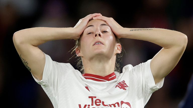 PARIS, FRANCE - OCTOBER 18: Hannah Blundell of Manchester United Women disappointed during the UEFA Champions League Women match between Paris Saint Germain v Manchester United at the Parc des Princes on October 18, 2023 in Paris France (Photo by Rico Brouwer/Soccrates/Getty Images)