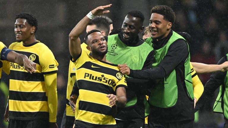 Meschack Elia (C) celebrates scoring for Young Boys vs Man City