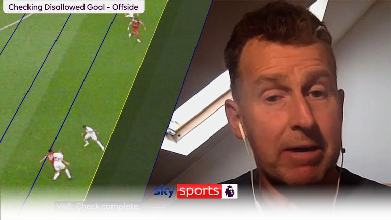 Nigel Owens VAR