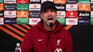 Read more about the article Jurgen Klopp interrupted by celebrating Toulouse fans | ‘Wow! Who had the idea to have it here?!’ | Video | Watch TV Show