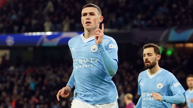 Phil Foden celebrates after scoring Man City&#39;s equaliser against RB Leipzig