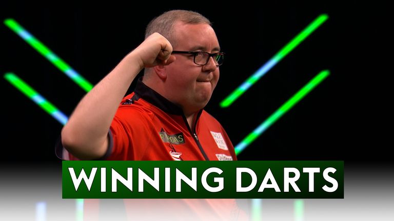 Stephen Bunting beat Peter Wright to progress to the Second Round of the Grand Slam of Darts and send Snakebite home