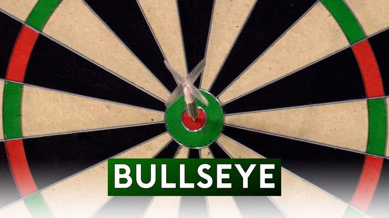 Cross took out 127 on the bullseye during his victory against Bunting