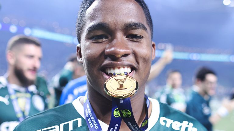 SP - Sao Paulo - 11/09/2022 - BRAZILIAN TO 2022, PALMEIRAS X AMERICA-MG - Palmeiras players celebrate the title of champion during the award ceremony after winning against America-MG in a match at the Arena Allianz Parque stadium for the championship decision Brazilian A 2022. Photo: Ettore Chiereguini/AGIF (via AP)