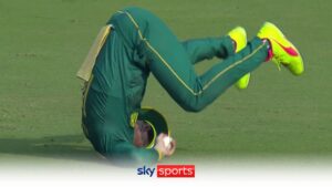 Read more about the article South Africa’s David Miller catches ball off his face against Afghanistan | Video | Watch TV Show