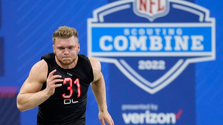 Highlights from Michigan defensive end Aidan Hutchinson's 2022 NFL Scouting Combine workout