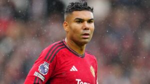 Read more about the article Casemiro and Lisandro Martinez: Man Utd duo not expected to return from injury before Christmas, says Erik ten Hag | Football News