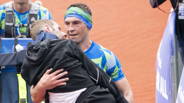 Sinfield says carrying Rob Burrow over the finish line at the Leeds Marathon was 'really, really special'