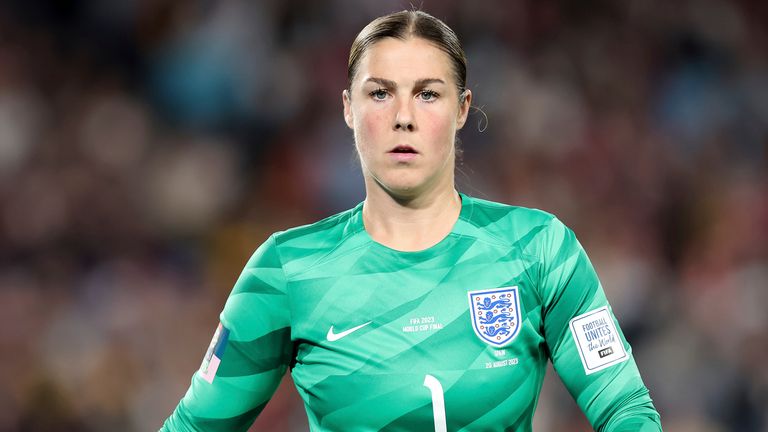 SYDNEY, AUSTRALIA - AUGUST 20: Mary Earps of England looks on during the Women&#39;s World Cup Final football match between the Spian and England at Stadium Australia on August 20, 2023 in Sydney, Australia. (Photo by Damian Briggs/Speed Media/Icon Sportswire) (Icon Sportswire via AP Images)