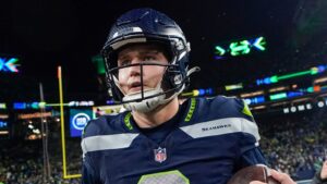 Read more about the article Philadelphia Eagles 17-20 Seattle Seahawks: Drew Lock throws game-winning touchdown to Jaxon Smith-Njigba in final seconds | NFL News