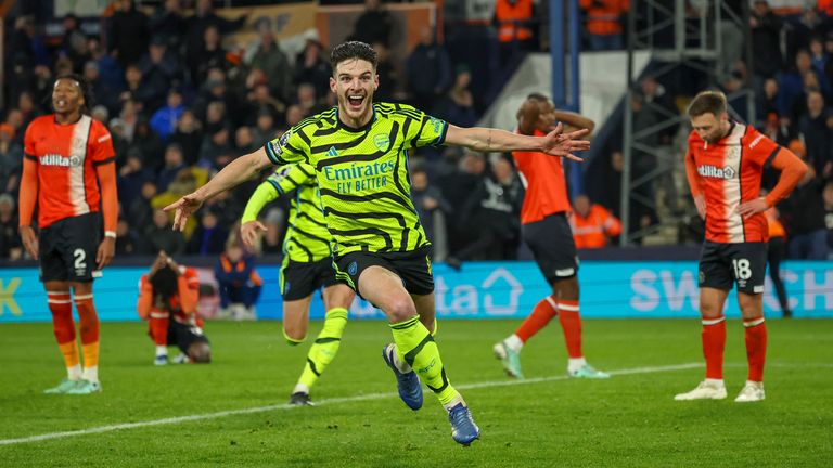 Declan Rice celebrates after scoring a late winner at Kenilworth Road