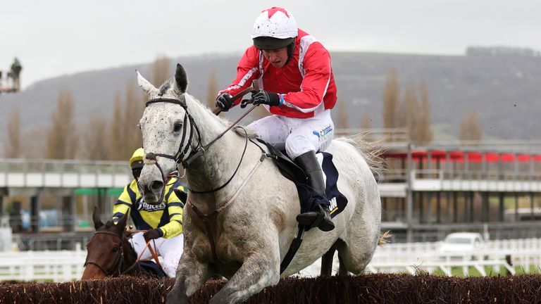 Hascoeur Clermont ridden by Noel McParlan coming home to win the Wienerberger Amateur Jockeys&#39; Handicap Chase on day two of The November Meeting at Cheltenham 