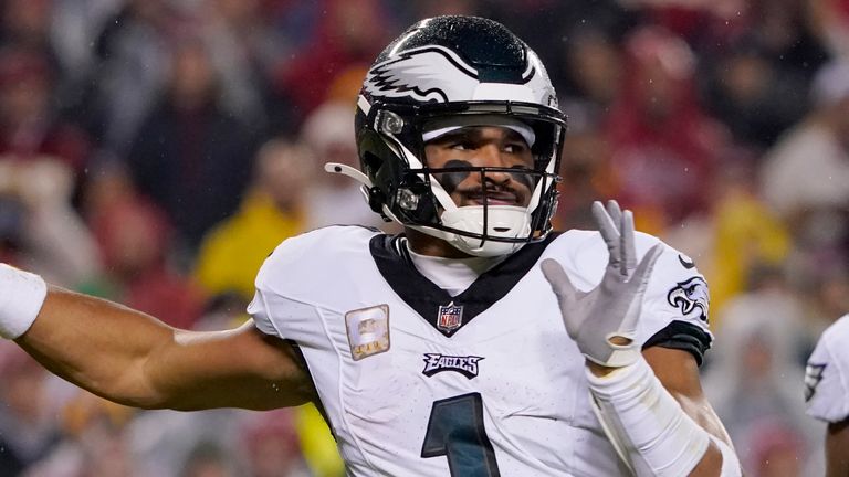 Neil Reynolds and Jeff Reinebold discuss what changes Philadelphia Eagles need to make before the playoffs following two straight defeats against other leading contenders