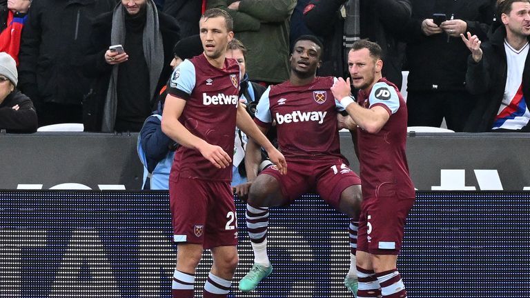 West Ham United&#39;s Mohammad Kudus celebrates with Tomas Soucek and Vladimir Coufal after scoring the opening goal 