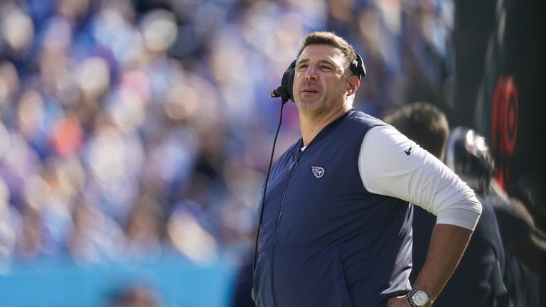 Neil Reynolds and Jeff Reinebold discuss the rumour that Tenessee Titans head coach Mike Vrabel could go back to coach his former team in New England Patriots