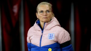 Read more about the article Sarina Wiegman: England Women manager extends contract until 2027 | Transfer Centre News