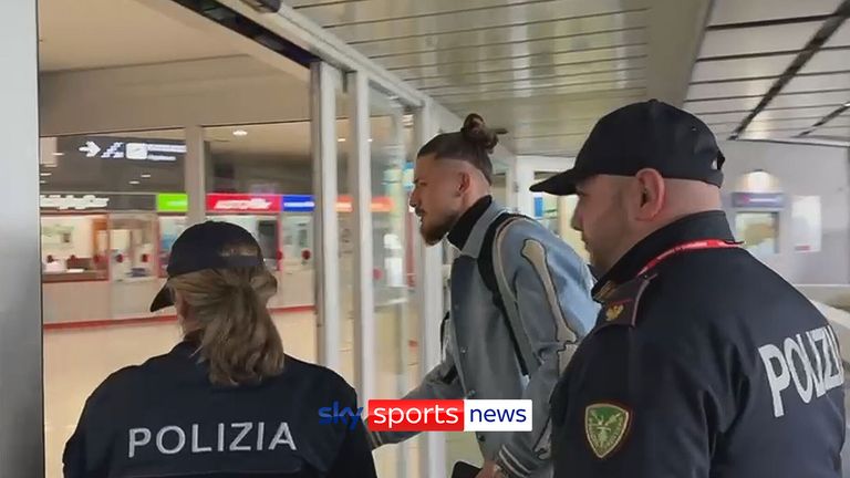 Radu Dragusin departs Genoa for London ahead of Tottenham transfer.