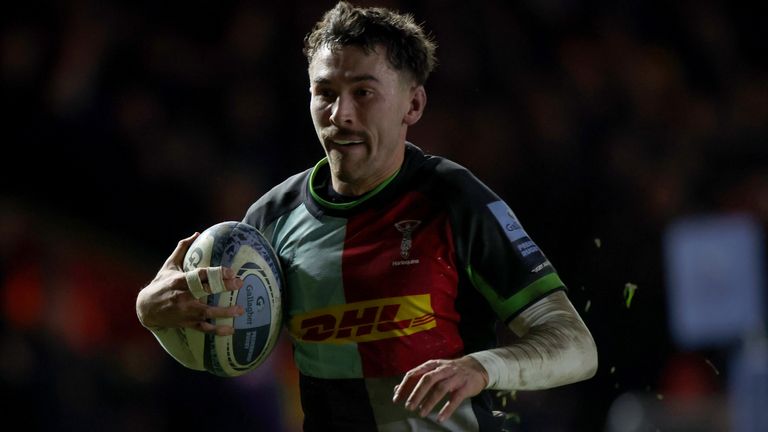 Harlequins v Leicester Tigers - Gallagher Premiership - Twickenham Stoop
Harlequins' Nick David runs in to scores his sides first try during the Gallagher Premiership match at the Twickenham Stoop, London. Picture date: Friday January 26, 2024.