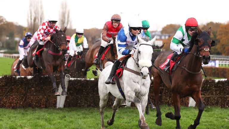 Sidi Ismael (red cap) is a six-time winner from 32 career starts