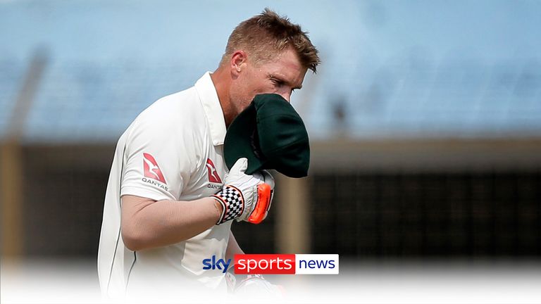 Australia&#39;s David Warner kisses his cap