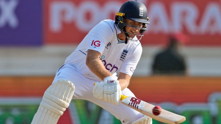 England&#39;s Joe Root playing a reverse scoop (Associated Press)