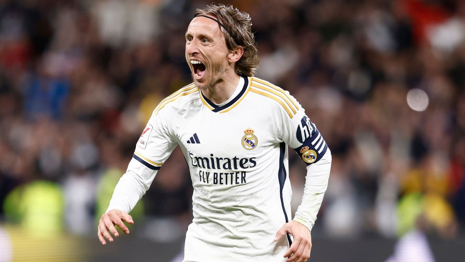 Read more about the article Modric stunner gives Real Madrid victory over Sevilla