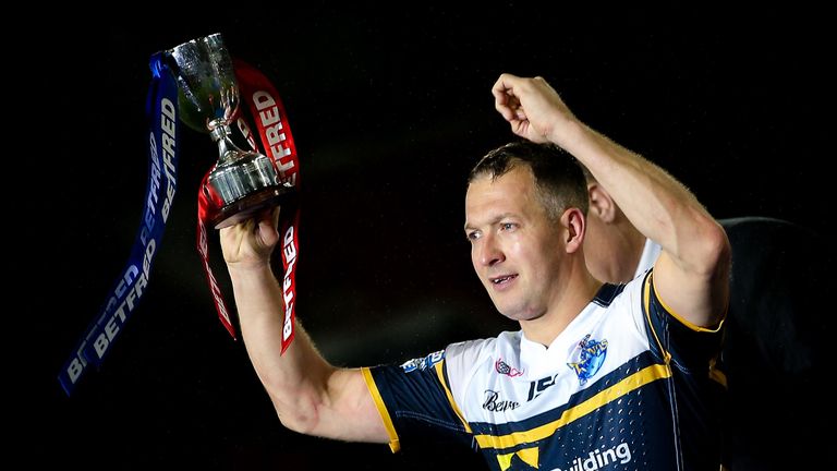 Picture by Alex Whitehead/SWpix.com - 07/10/2017 - Rugby League - Betfred Super League Grand Final - Castleford Tigers v Leeds Rhinos - Old Trafford, Manchester, England - Leeds' Danny McGuire wins the Harry Sunderland award.