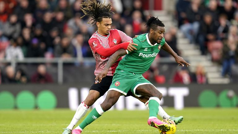 Southampton's Sekou Mara (left) and Walsall's Donervon Daniels battle for the ball during the Emirates FA Cup Third Round match at St. Mary's Stadium, Southampton. Picture date: Saturday January 6, 2024.