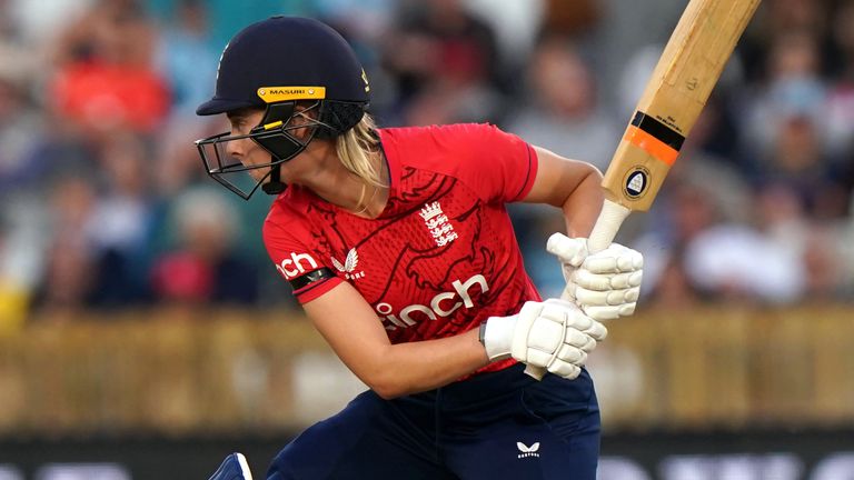 England v India - Second T20 International - The Incora County Ground
England's Freya Kemp batting during the second T20 International match at The Incora County Ground, Derby. Picture date: Tuesday September 13, 2022.