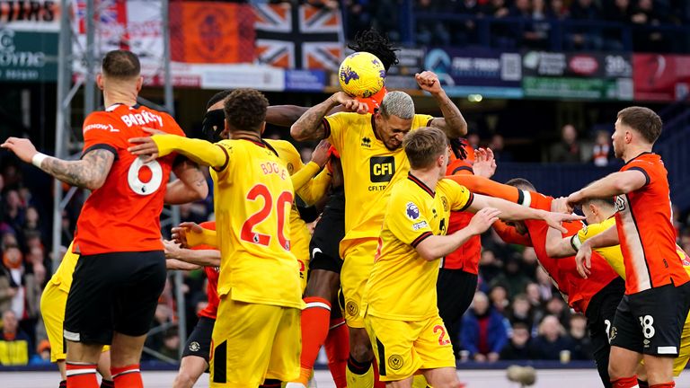 VAR gave Luton a penalty for this handball by Vinicius Souza