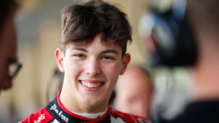 YAS MARINA CIRCUIT, UNITED ARAB EMIRATES - NOVEMBER 28: Oliver Bearman, Haas F1 Team during the Abu Dhabi Post-Season Testing at Yas Marina Circuit on Tuesday November 28, 2023 in Abu Dhabi, United Arab Emirates. (Photo by Jake Grant / LAT Images)