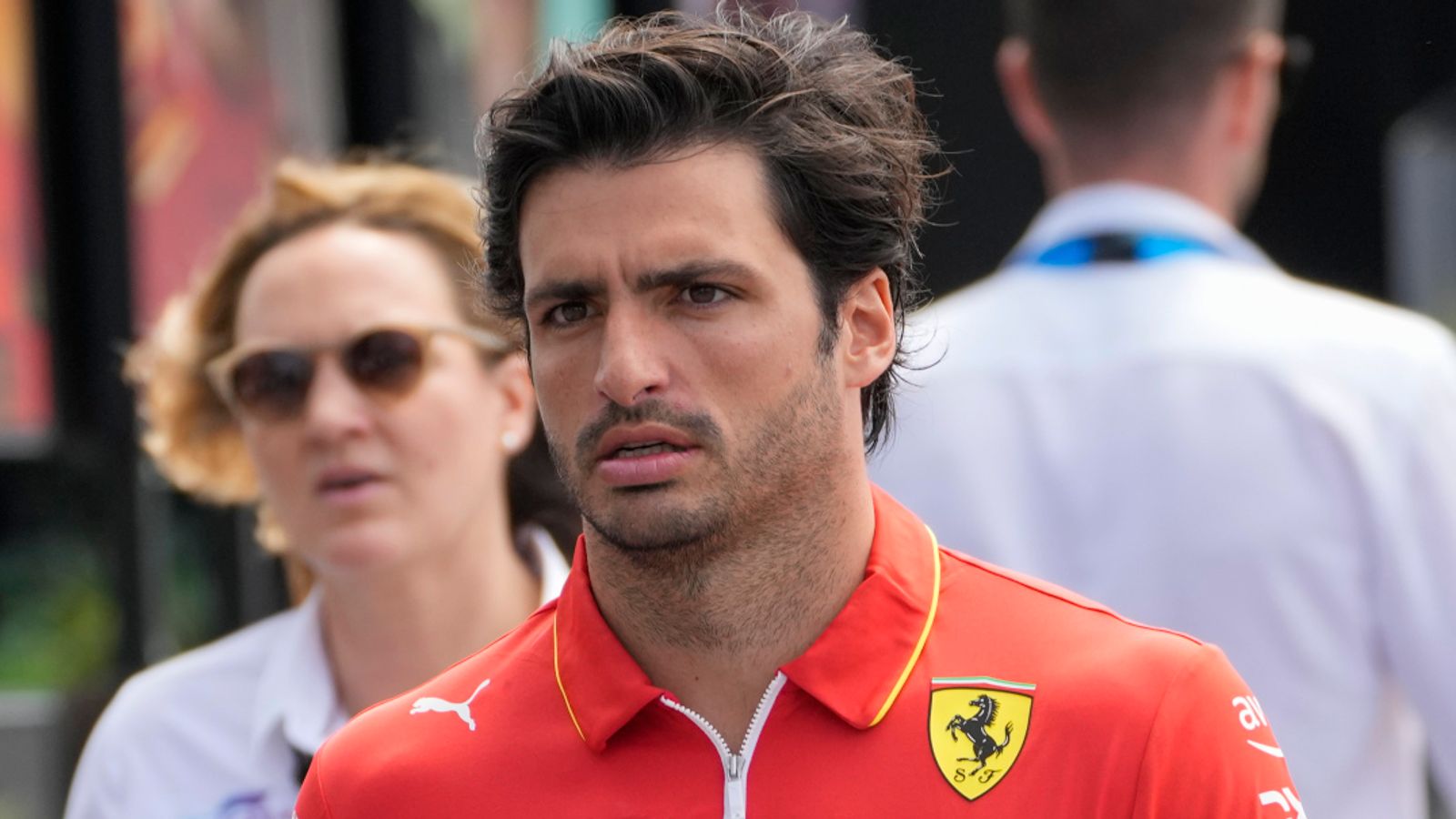 Read more about the article Carlos Sainz: Ferrari driver set to undergo surgery for appendicitis and replaced by Oliver Bearman for Saudi Arabian GP | F1 News