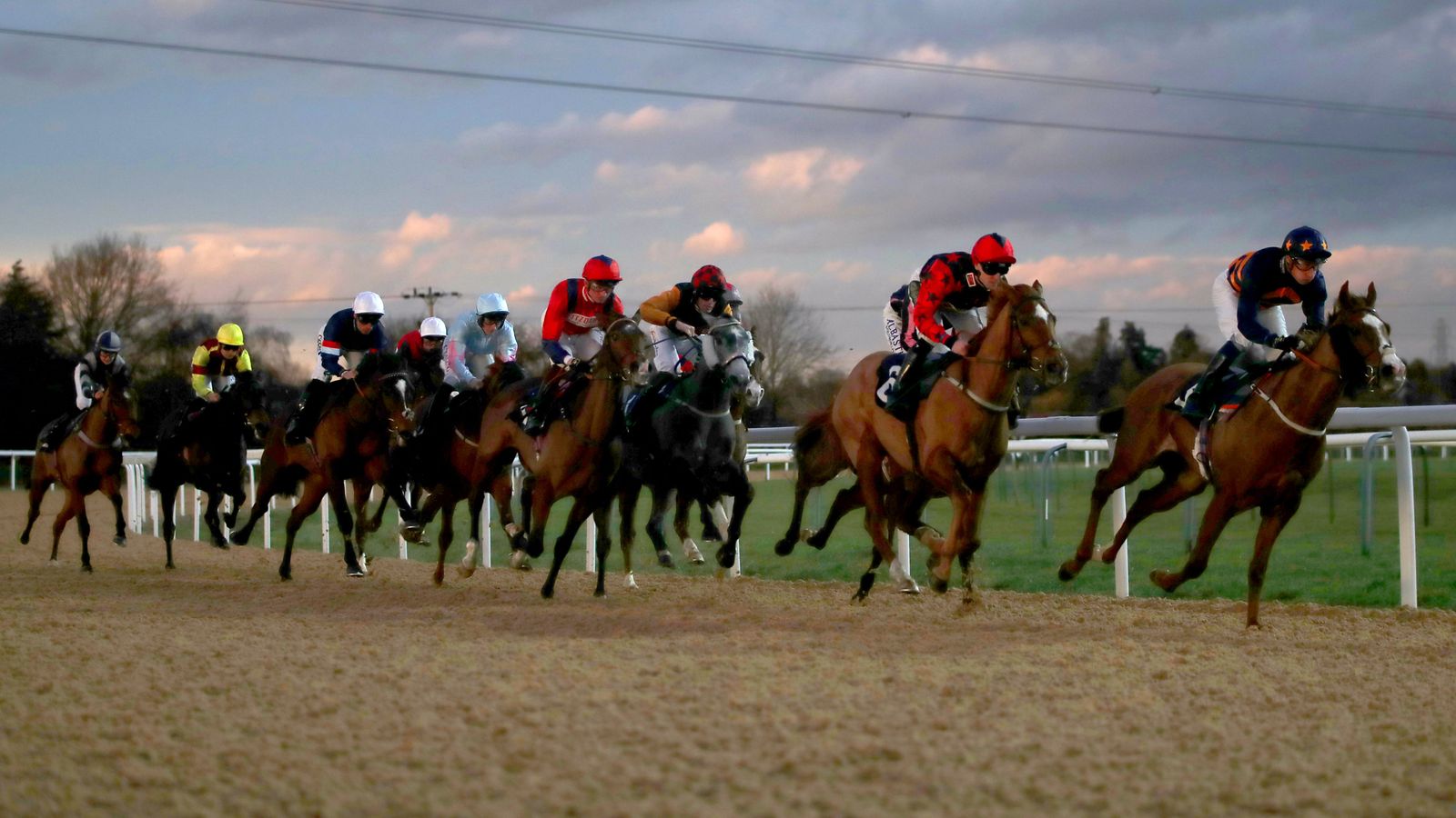 You are currently viewing Today on Sky Sports Racing: Skye Breeze, Andaleep and Nolton Cross feature at Southwell | Racing News