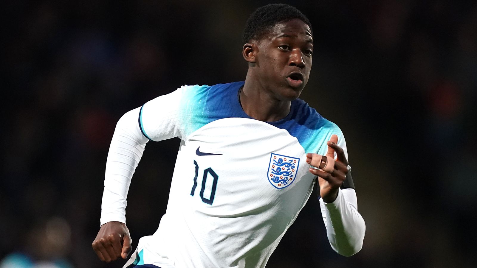 Read more about the article Kobbie Mainoo: Man Utd midfielder handed first England call-up after being drafted in from Under-21s | Football News