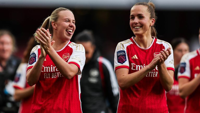 Beth Mead celebrates after beating Man United at the Emirates in February