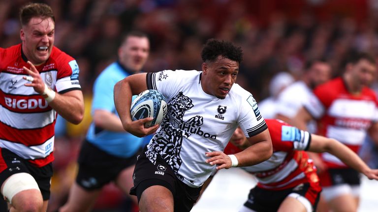 Gabriel Oghre scores a try for Bristol Bears in their Gallagher Premiership win over rivals Gloucester