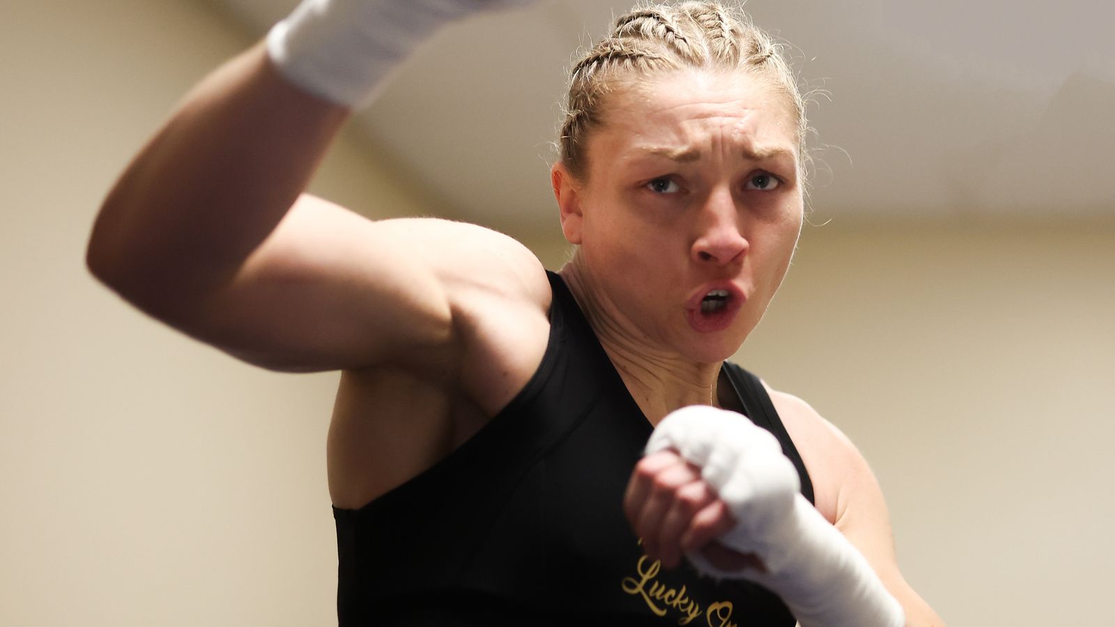 You are currently viewing Lauren Price aims to match Katie Taylor influence ahead of first world title fight against Jessica McCaskill | Boxing News