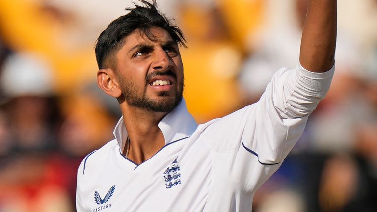 England's Shoaib Bashir (Associated Press)